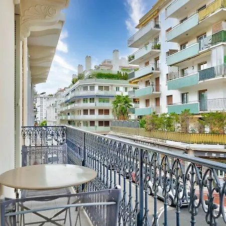 Magnifique T2 Dans L'hyper Centre - Rue D'antibes Apartment Cannes